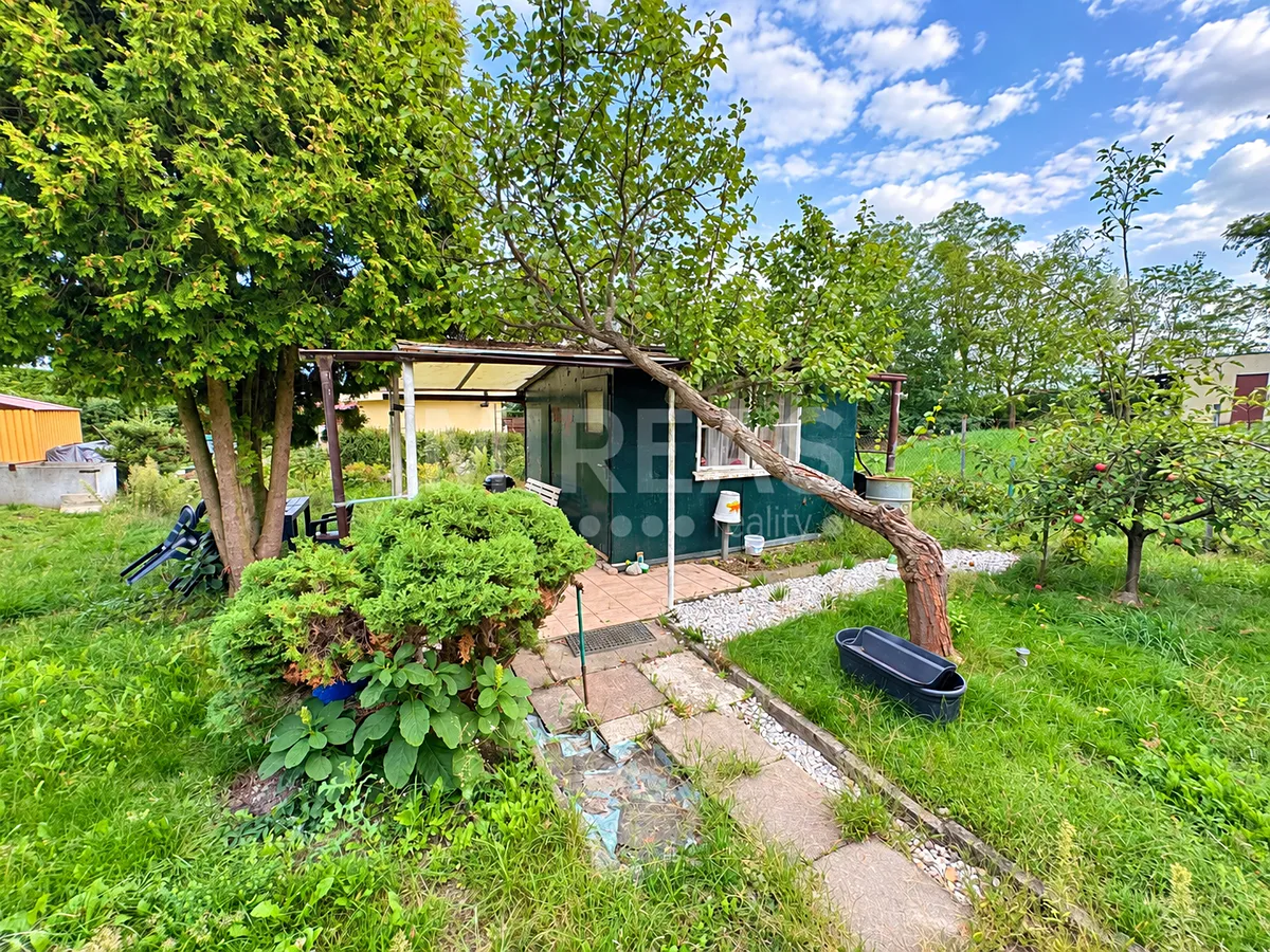 Pronájem chaty 11 m², pozemek 386 m²